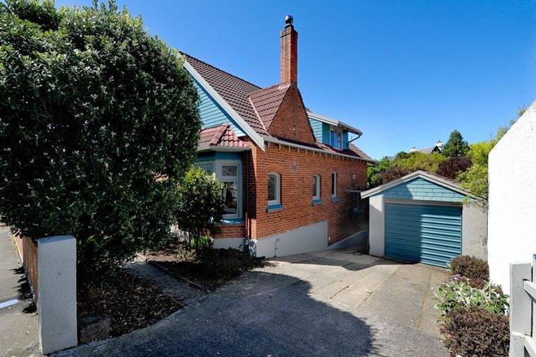 Photo of property in 83 Norfolk Street, Saint Clair, Dunedin, 9012