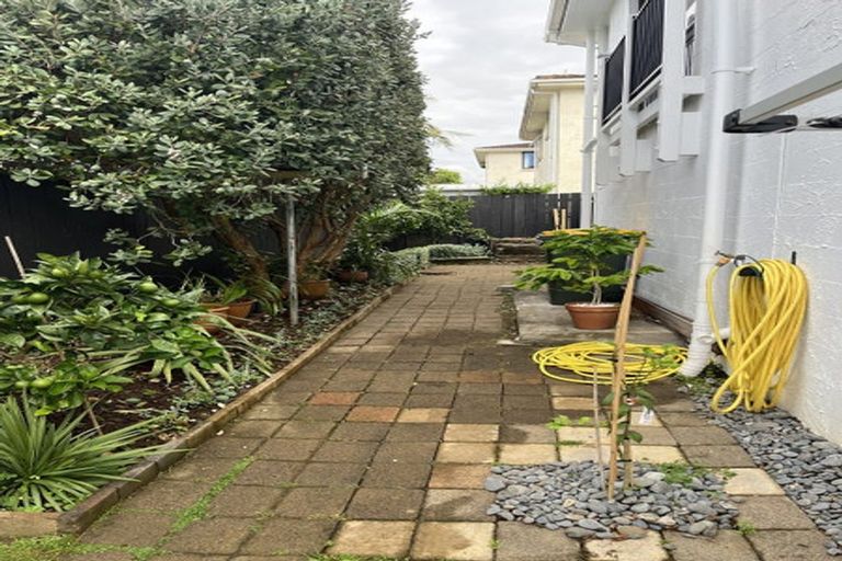 Photo of property in 3/4 Frater Avenue, Milford, Auckland, 0620