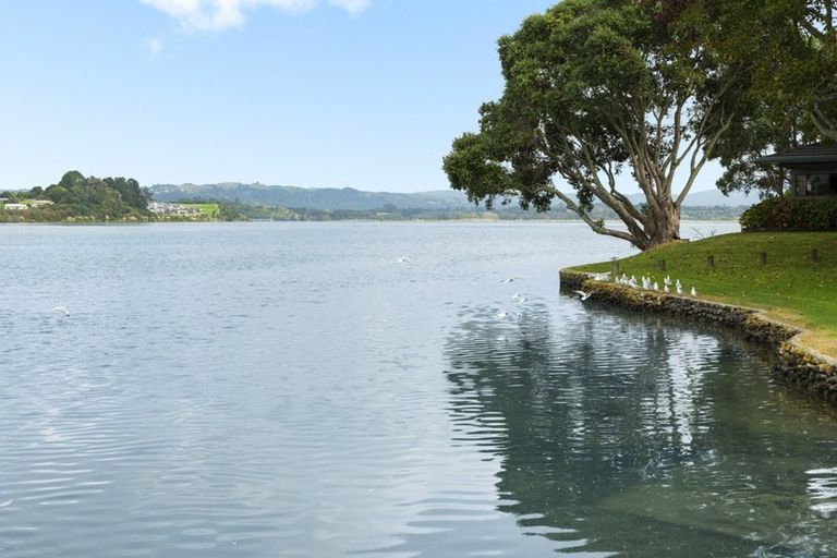 Photo of property in 9 Bay Street, Matua, Tauranga, 3110