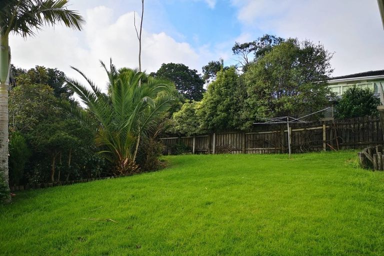 Photo of property in 60 Widmore Drive, Massey, Auckland, 0614