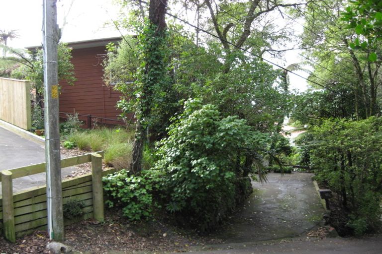 Photo of property in 17a Joll Street, Karori, Wellington, 6012