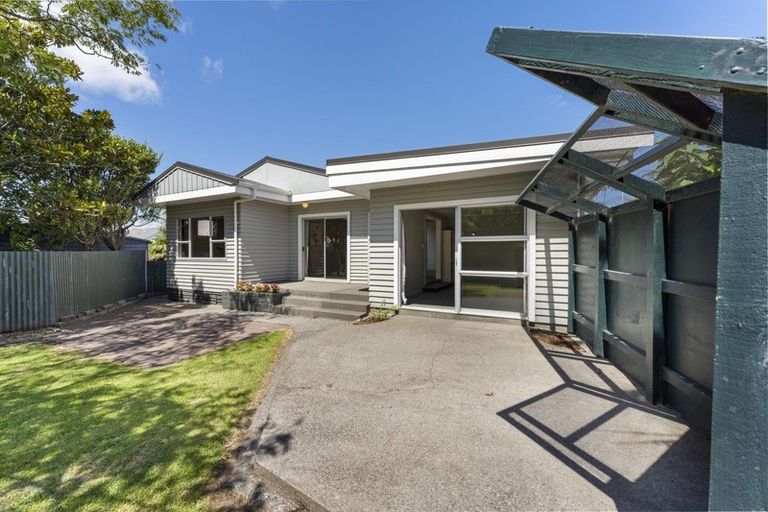 Photo of property in 6 Bedford Street, Fitzroy, New Plymouth, 4312