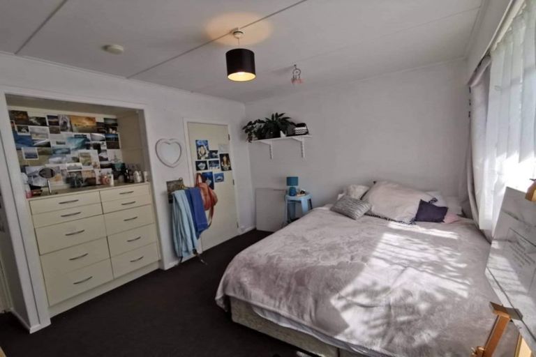 Photo of property in 5 Kapekape Place, Pukerua Bay, 5026