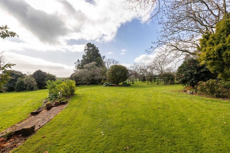 Photo of property in 151 Hickman Road, Urenui, 4375