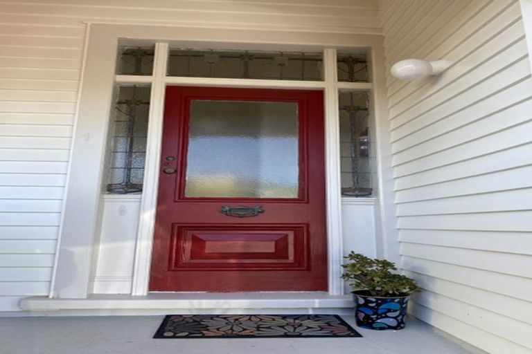 Photo of property in 14 Shoal Bay Road, Devonport, Auckland, 0624