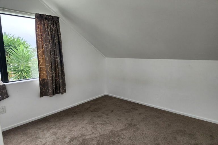Photo of property in 26 Barneys Farm Road, Clendon Park, Auckland, 2103