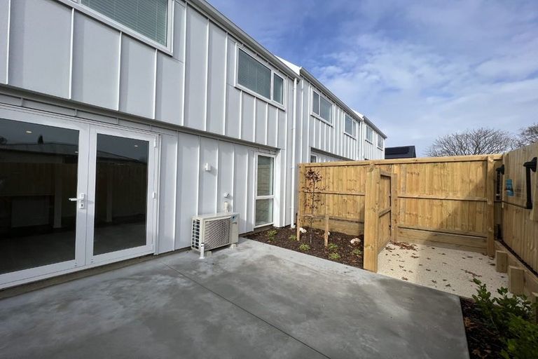 Photo of property in 2/68 Harrow Street, Phillipstown, Christchurch, 8011