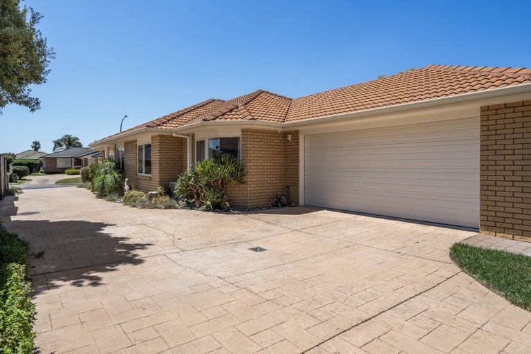 Photo of property in 4 Appaloosa Place, Papamoa Beach, Papamoa, 3118