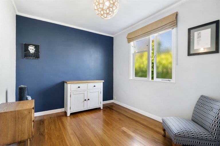 Photo of property in 2/23 Cecil Road, Milford, Auckland, 0620