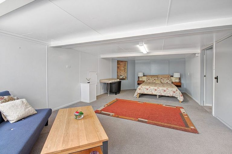 Photo of property in 33 Garfield Road, Helensville, 0800