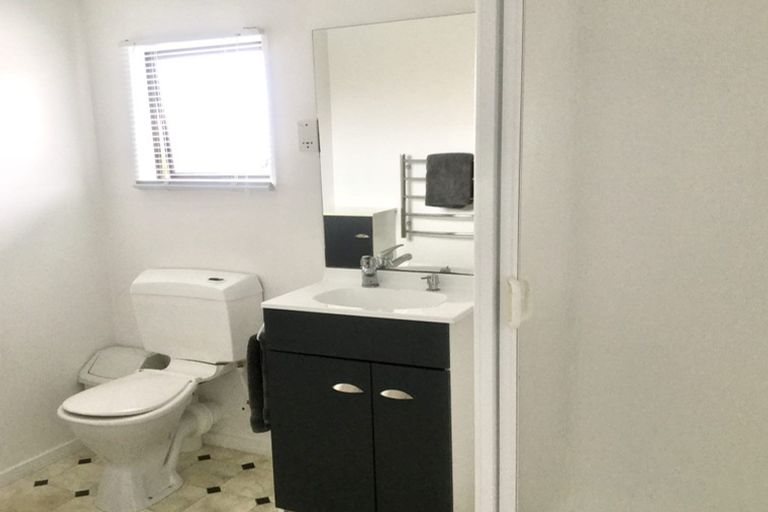 Photo of property in 9 Westfield Avenue, Templeton, Christchurch, 8042