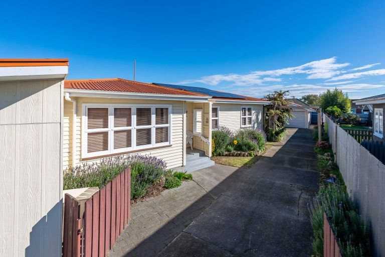 Photo of property in 84 Masefield Avenue, Maraenui, Napier, 4110