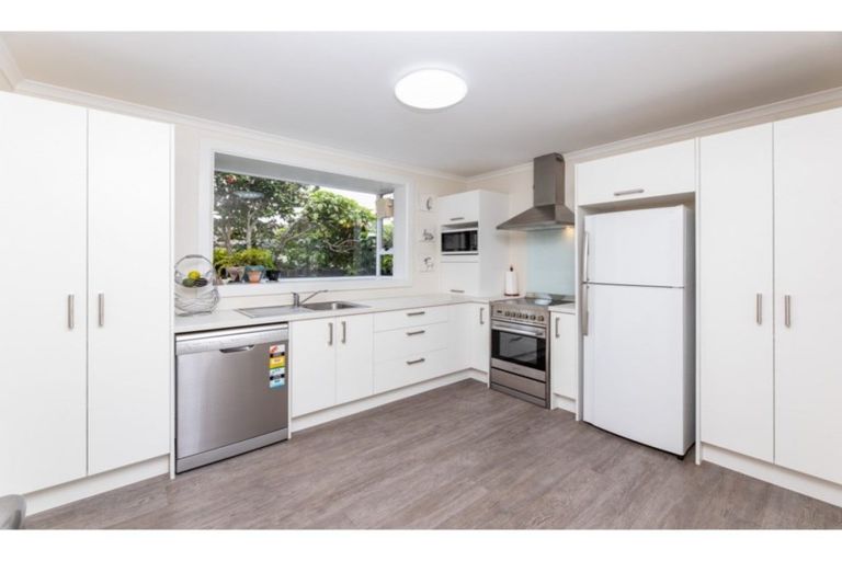 Photo of property in 234 Keyes Road, New Brighton, Christchurch, 8083