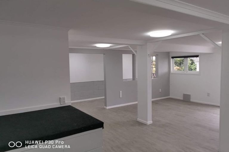 Photo of property in 28 Thackeray Street, Hamilton Lake, Hamilton, 3204