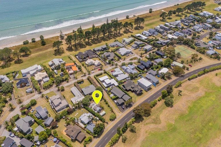 Photo of property in 662 Matarangi Drive, Matarangi, Whitianga, 3592