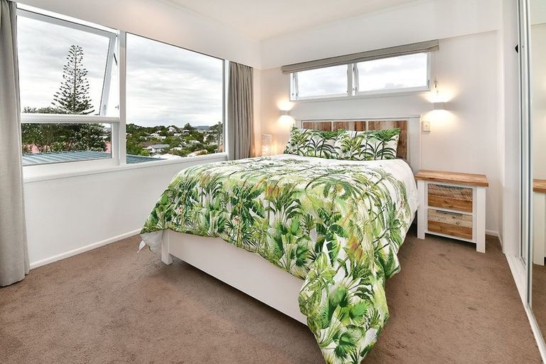 Photo of property in 41 Rangimaarie Crescent, Snells Beach, 0920