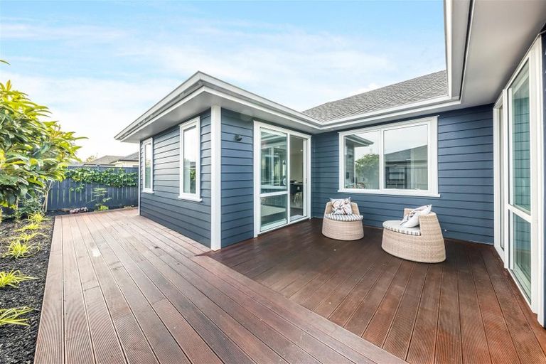 Photo of property in 10 Paso Fino Crescent, Karaka, Papakura, 2113