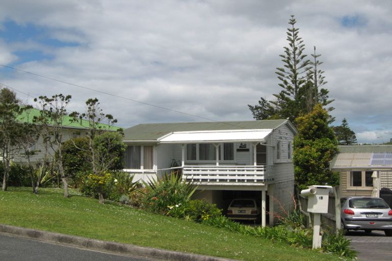 Photo of property in 1b East Avenue, Manly, Whangaparaoa, 0930