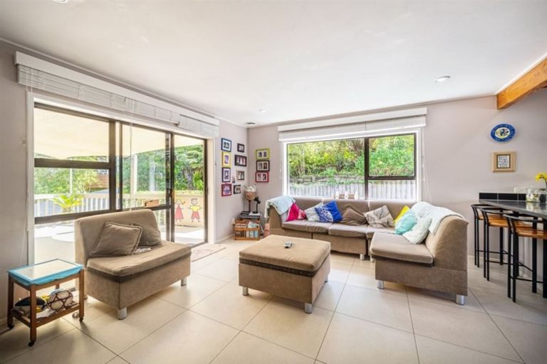 Photo of property in 27 Bellbird Rise, Murrays Bay, Auckland, 0630