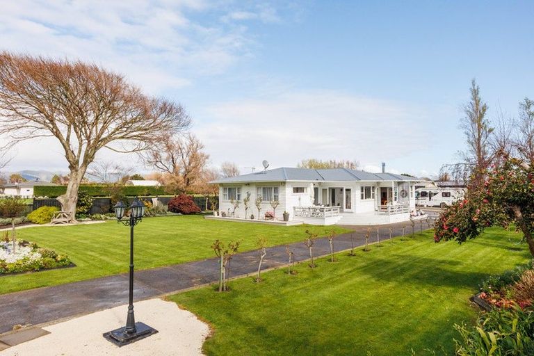 Photo of property in 52 Te Wanaka Road, Awapuni, Palmerston North, 4412