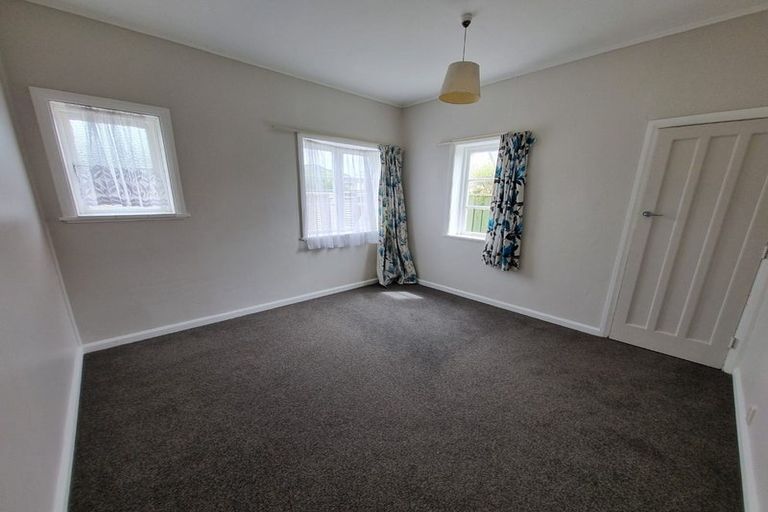 Photo of property in 39 Jackson Street, College Estate, Whanganui, 4500