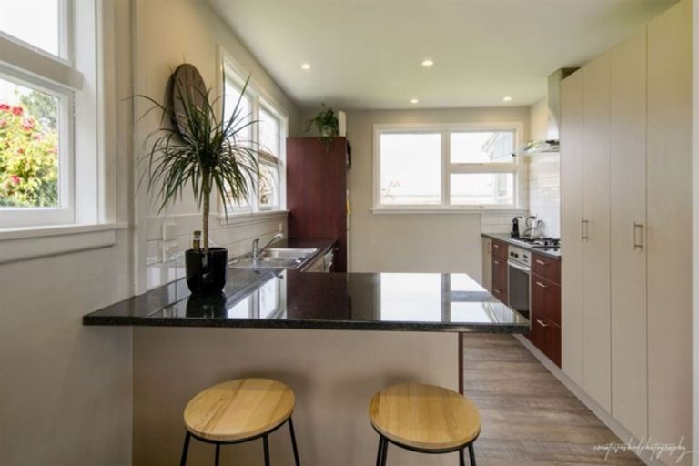 Photo of property in 373 Yaldhurst Road, Russley, Christchurch, 8042