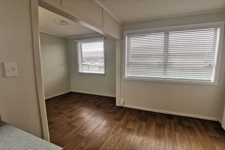 Photo of property in 22 Weld Street, Cambridge, 3434