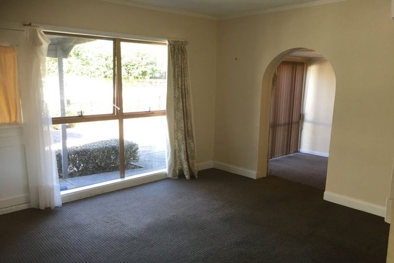 Photo of property in 3/35 Trentham Road, Papakura, 2110