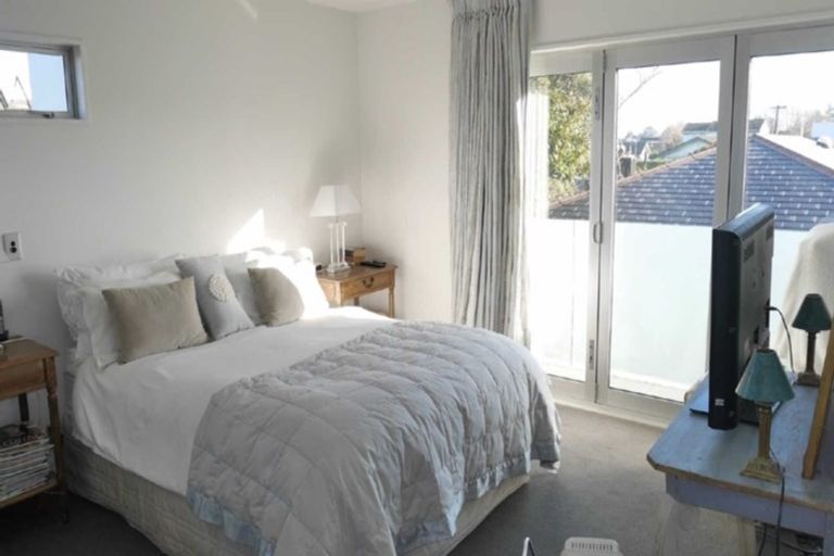 Photo of property in 18d Holmwood Road, Merivale, Christchurch, 8014