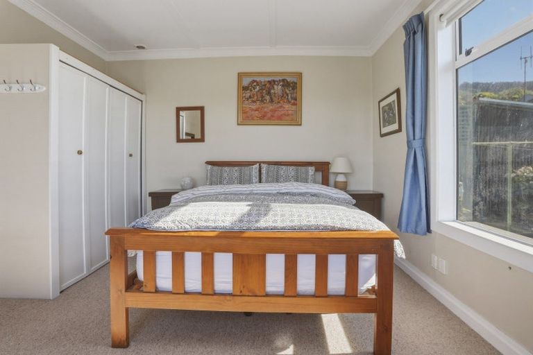 Photo of property in 11 Monowai Road, Ravensbourne, Dunedin, 9022