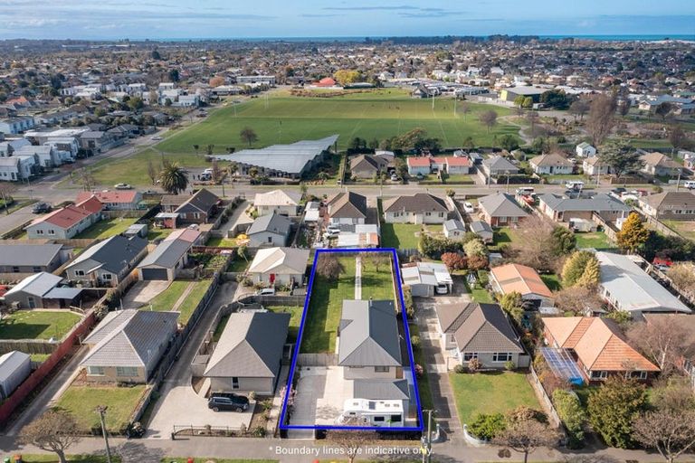 Photo of property in 207 Breezes Road, Aranui, Christchurch, 8061