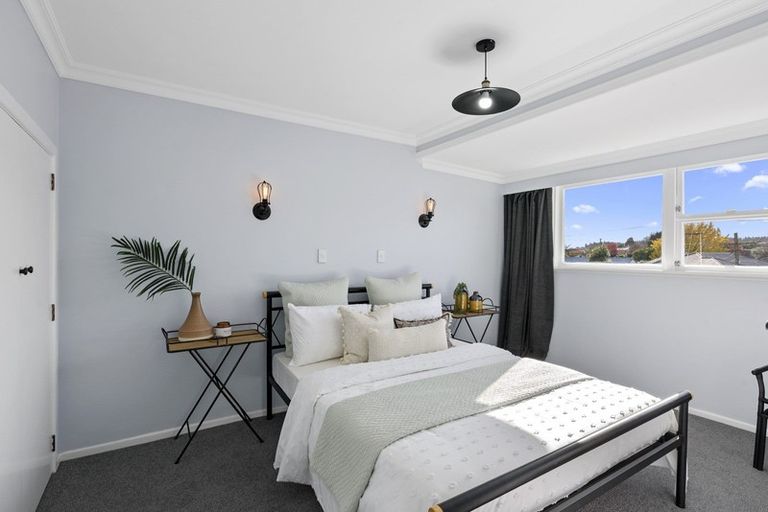 Photo of property in 35 Chester Street, Levin, 5510