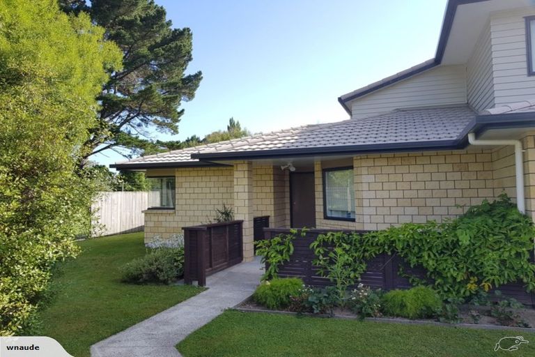 Photo of property in 10/64 Kawaha Point Road, Kawaha Point, Rotorua, 3010