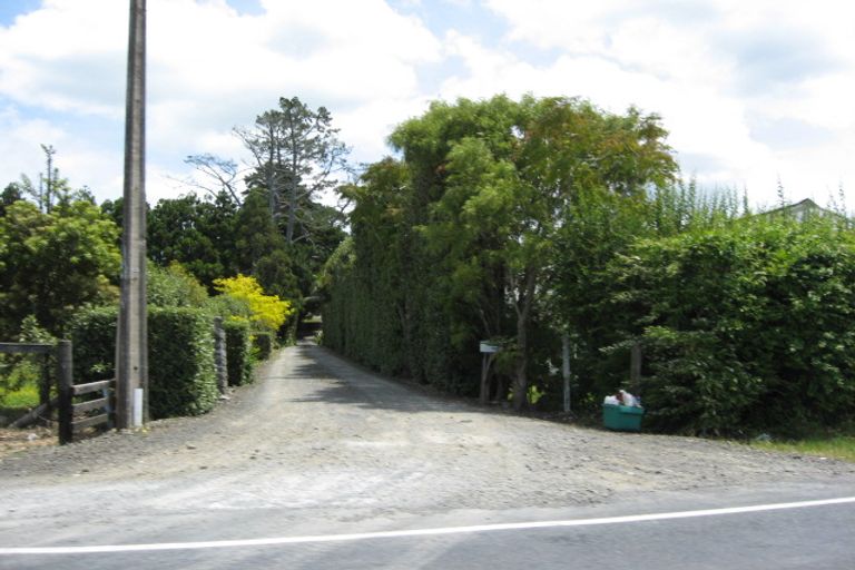 Photo of property in 195 Riverhead Road, Kumeu, 0892