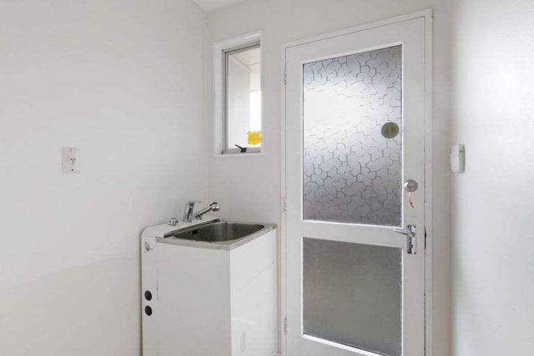 Photo of property in 1/58 Mathesons Road, Phillipstown, Christchurch, 8011