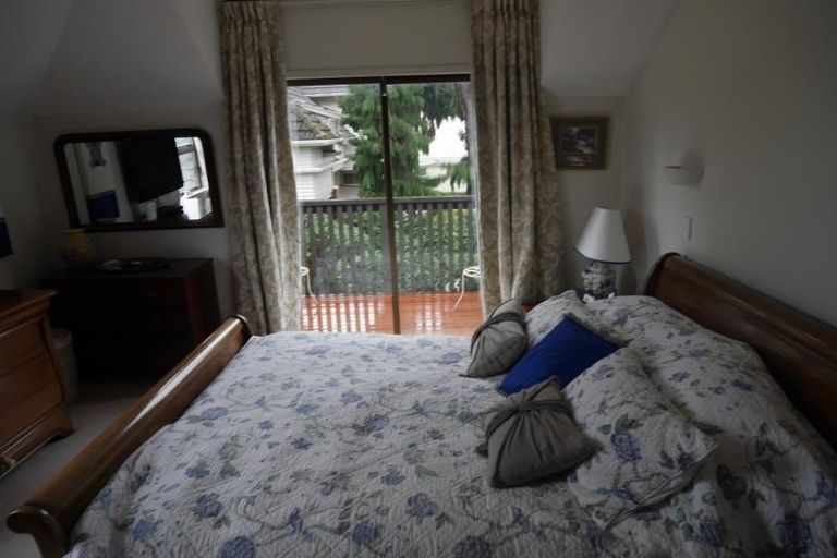 Photo of property in 32 Saint Columbans Grove, Boulcott, Lower Hutt, 5010