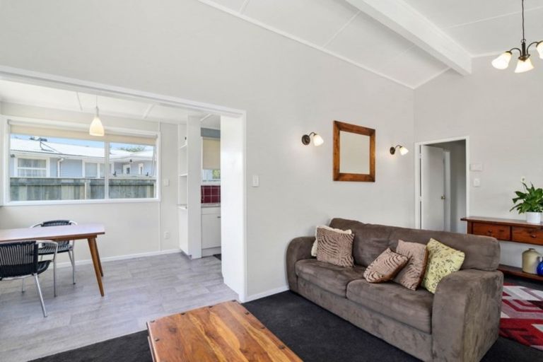 Photo of property in 22 Fenruss Street, Fairy Springs, Rotorua, 3015