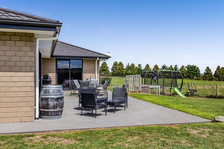 Photo of property in 657 Eltham Road, Mangatoki, Stratford, 4391