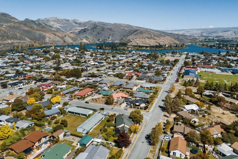 Photo of property in 61 Ortive Street, Cromwell, 9310