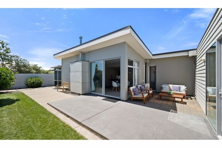 Photo of property in 2 Casa Blanca Lane, Burwood, Christchurch, 8083