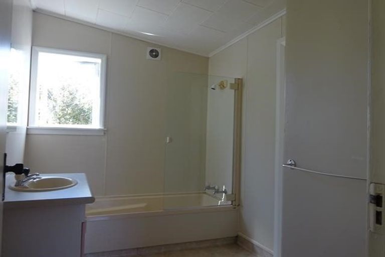 Photo of property in 815 Clive Street, Akina, Hastings, 4122