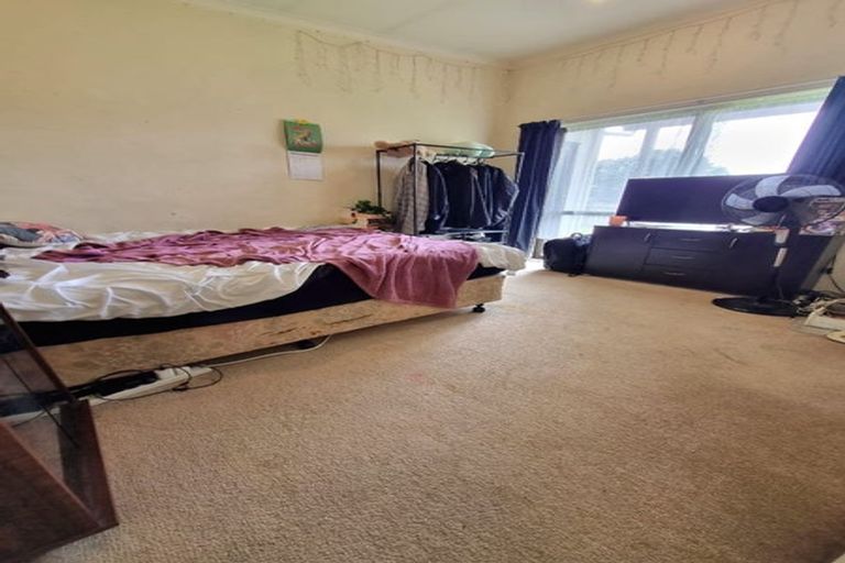 Photo of property in 2c Charlenne Close, Ranui, Auckland, 0612