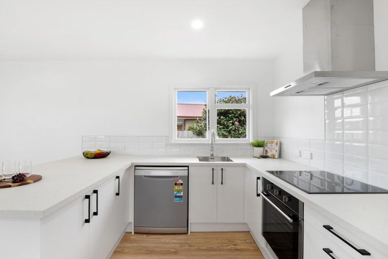 Photo of property in 49 Sandown Crescent, Aranui, Christchurch, 8061