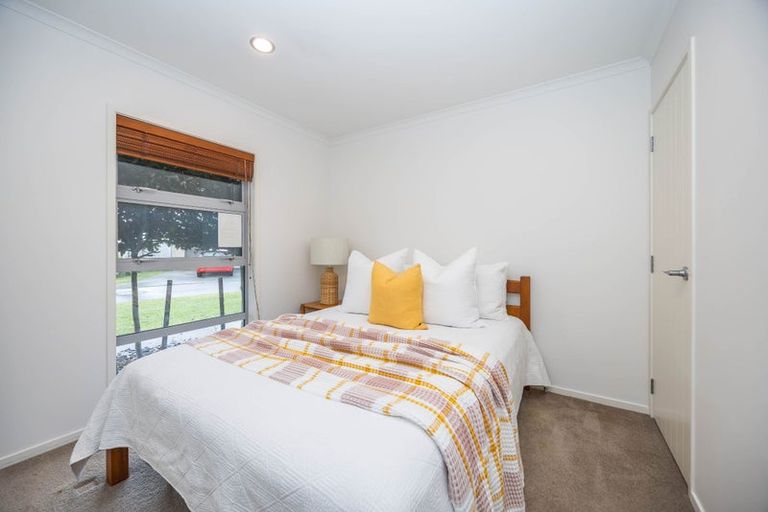 Photo of property in 33 Chadwick Place, Rototuna North, Hamilton, 3210