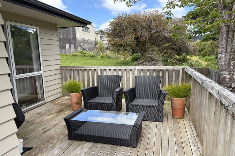 Photo of property in 24a Taylor Terrace, Tawa, Wellington, 5028
