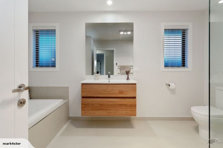 Photo of property in 75 The Esplanade, Pegasus, 7612