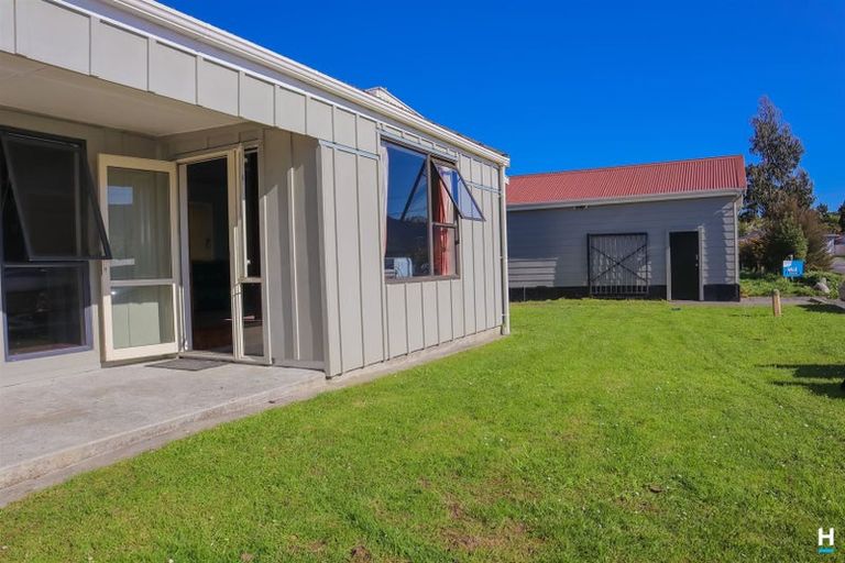 Photo of property in 37 Inverness Street, Dunollie, Runanga, 7803