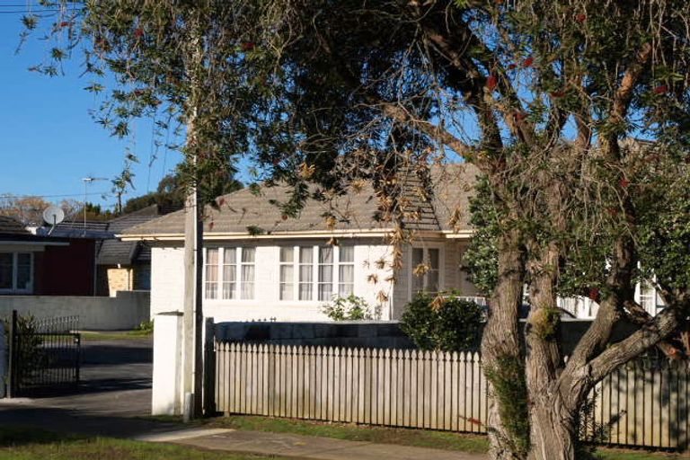 Photo of property in 18 Viola Avenue, Mangere East, Auckland, 2024