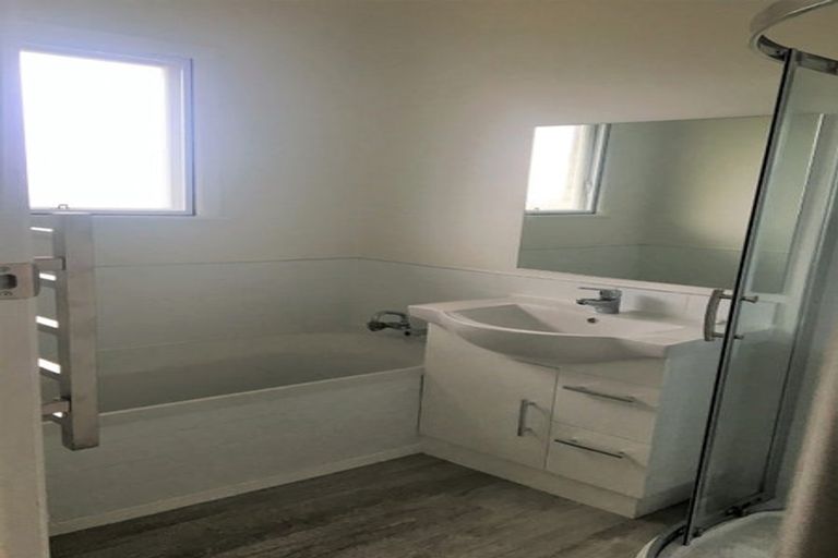 Photo of property in 15 Filmer Place, Melville, Hamilton, 3206