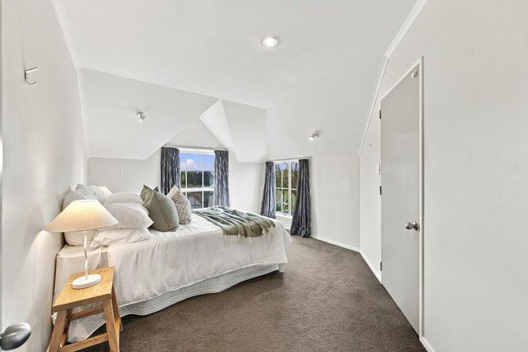 Photo of property in 12 Chilwell Place, Halswell, Christchurch, 8025